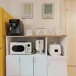 Maru House